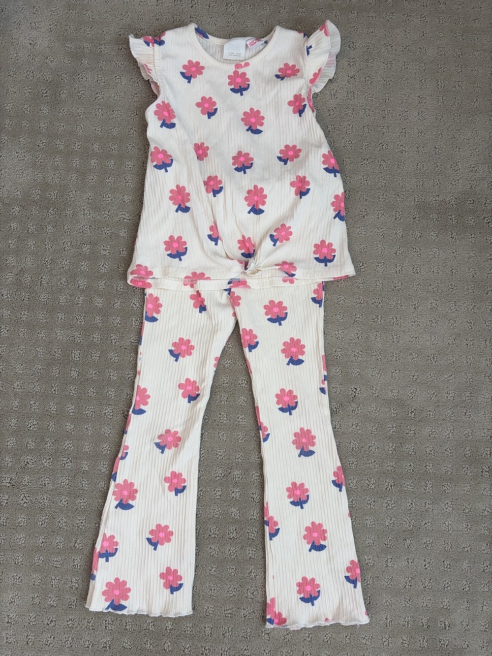 Zara Girls Pants & Shirt Set – Sizes 5 & 6 Years 🌸